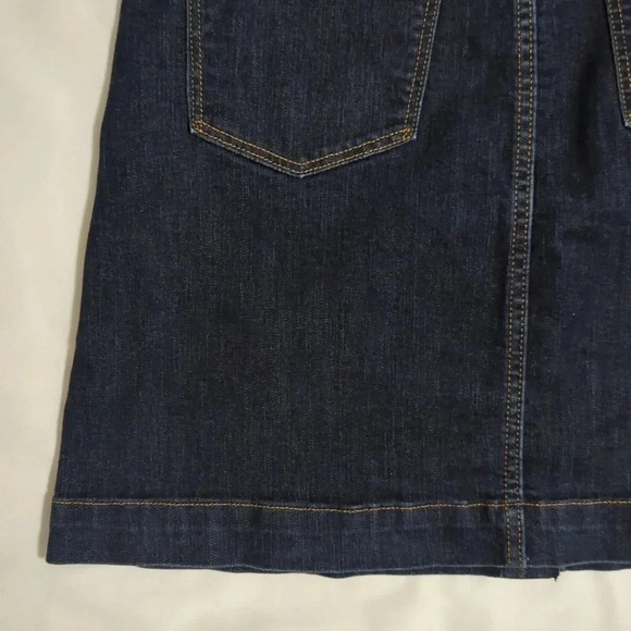Gap High-Waisted Button-Front Mini Jean Skirt, Color Scottie Size 29T - Picture 9 of 12